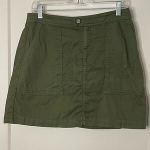 Banana Republic cotton khaki green skirt